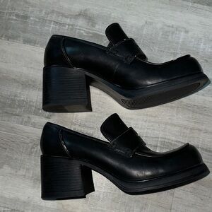 Steve Madden Classic Black Chunky-Heel Loafers - Women